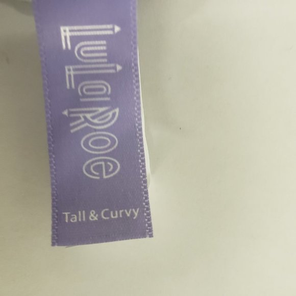 LuLaRoe Triangle Pattern Leggings TC - Picture 3 of 10